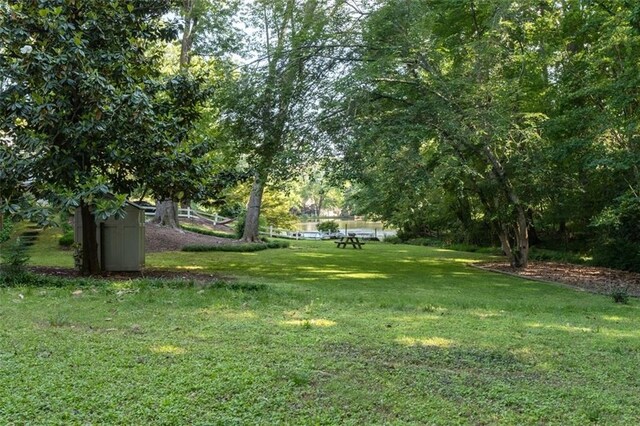 5143 Meadowlake Ln, Dunwoody, GA 30338 - view of grassy yard
