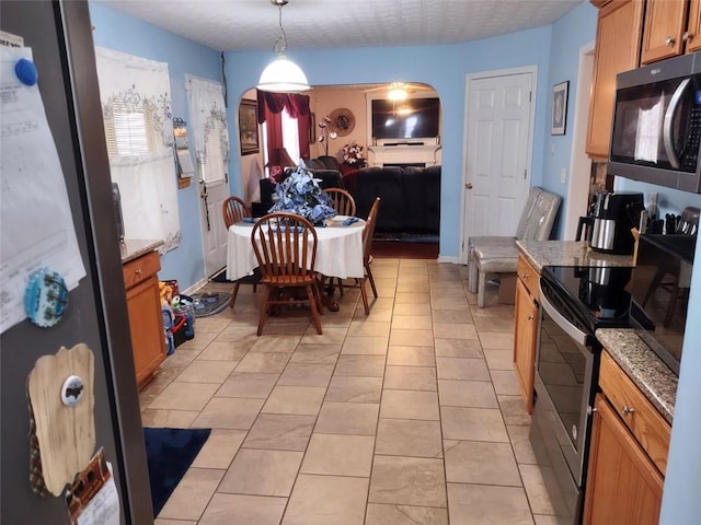1074 Deshon Trl, Lithonia, GA 30058