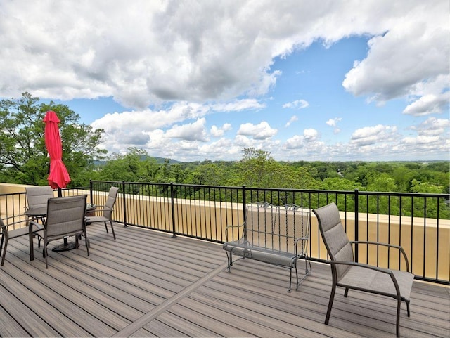 351 NE Washington Ave NE Unit 307, Marietta, GA 30060 - deck with a wooded view
