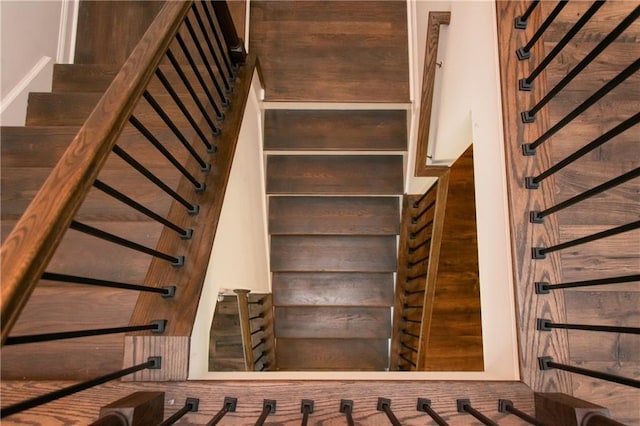 2159 Holland Creek Ln, Buford, GA 30519 - view of staircase
