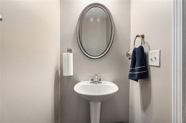 368 Rankin Cir, Mcdonough, GA 30253 - view of bathroom