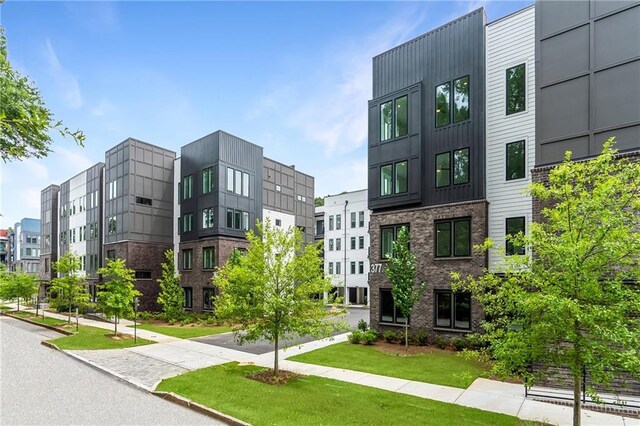 392 Pratt Dr Unit 2013, Atlanta, GA 30315 - view of property
