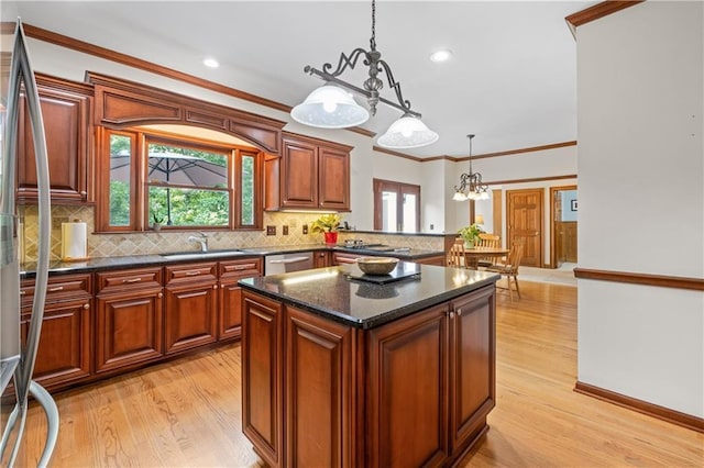 3525 Stone Cliff Way, Woodstock, GA 30189 - kitchen with appliances with stainless steel finishes, a sink, light wood-style floors, decorative backsplash, and recessed lighting