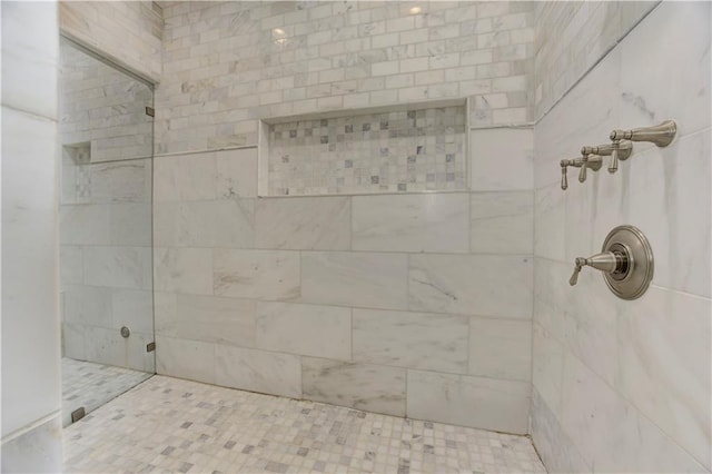 2972 Lookout Pl NE, Atlanta, GA 30305 - full bath featuring tiled shower