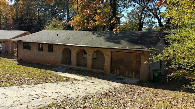 view of front of property