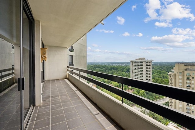 2660 Peachtree Rd NW Unit 23A, Atlanta, GA 30305 - view of balcony