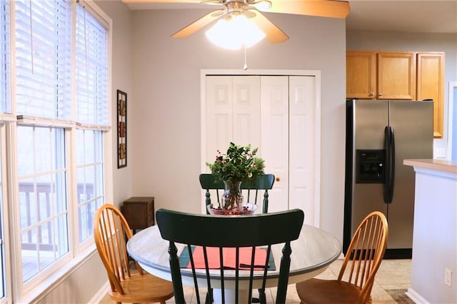 dining room with ceiling fan