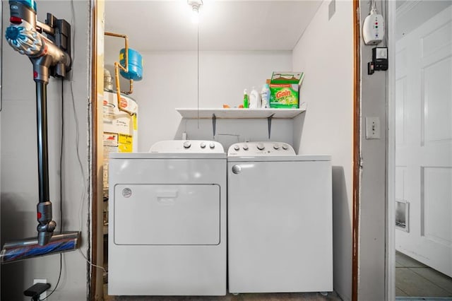 5552 Knox Pl, Peachtree Corners, GA 30092 - laundry area with washer and clothes dryer