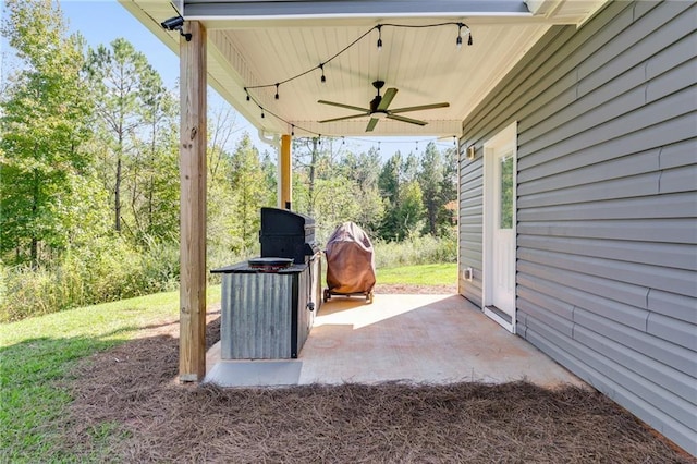 view of patio featuring grilling area and ceiling fan