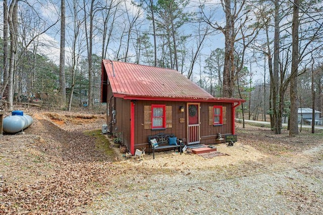 view of outbuilding featuring an outdoor structure