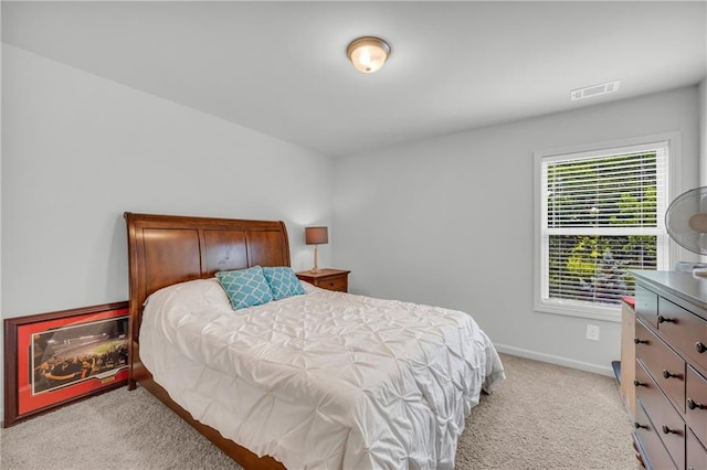 5615 Parkview Ln, Flowery Branch, GA 30542 - bedroom featuring light carpet