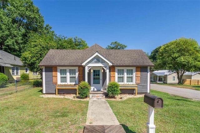 245 Alcovy St, Monroe, GA 30655 - bungalow with a front lawn