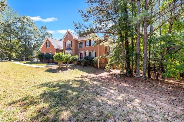 view of front of house with a front lawn