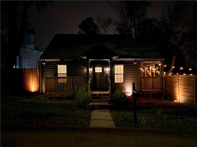 view of front of property with covered porch