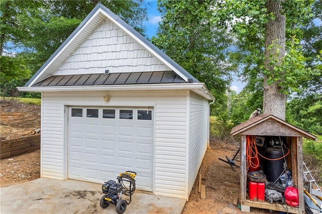 387 Lauren Marie Dr, Braselton, GA 30517 - detached garage with driveway