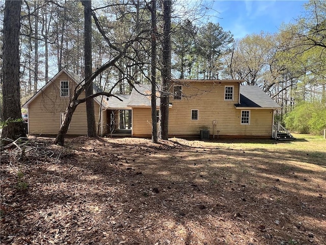 5834 Heardsville Rd, Cumming, GA 30028 - rear view of house with central AC
