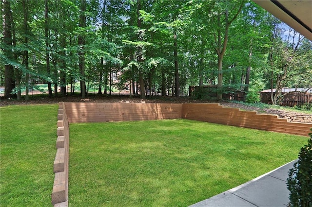 2445 Kings Point Dr, Dunwoody, GA 30338 - view of yard