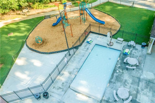 2628 Amberly Dr, Dunwoody, GA 30360