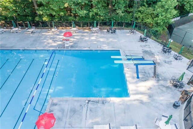 2628 Amberly Dr, Dunwoody, GA 30360