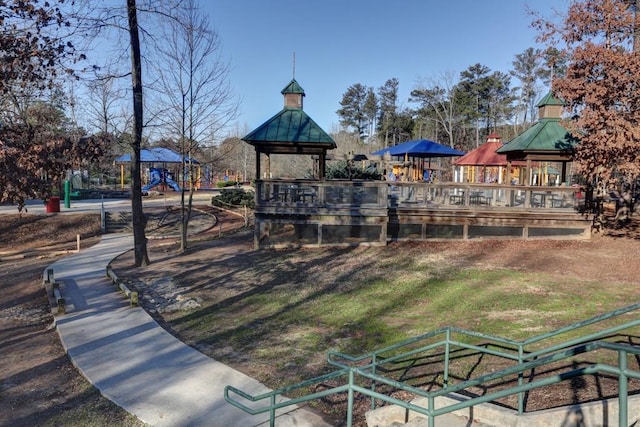2628 Amberly Dr, Dunwoody, GA 30360