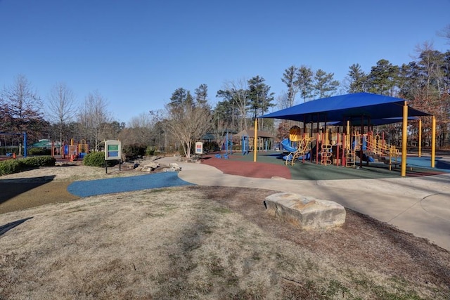 2628 Amberly Dr, Dunwoody, GA 30360
