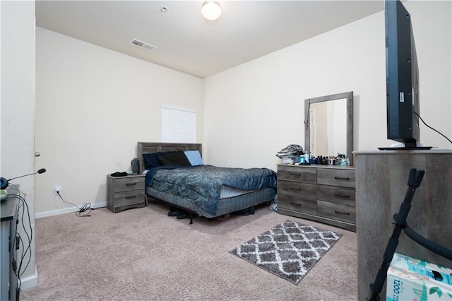 bedroom with carpet flooring