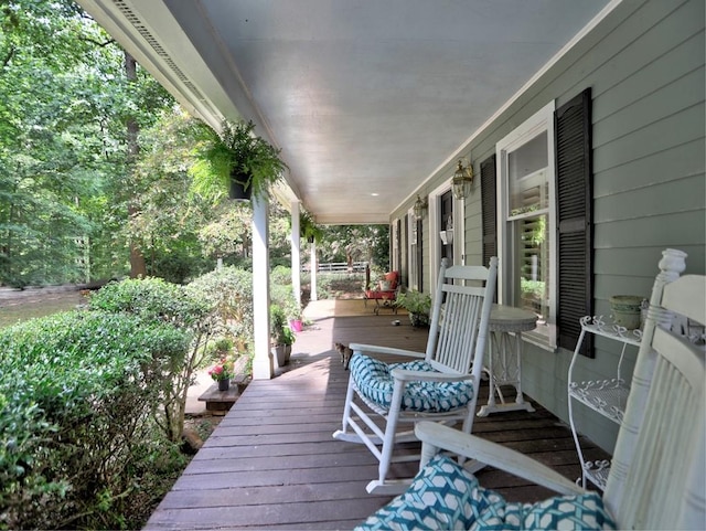 Listing photo 2 for 588 Dogwood Lake Trl, Alpharetta GA 30004