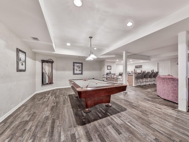 recreation room featuring visible vents, recessed lighting, baseboards, and dark wood-style flooring