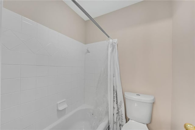 1712 Bonnabel Trce NE, Marietta, GA 30066 - full bath featuring toilet and shower / bath combo with shower curtain