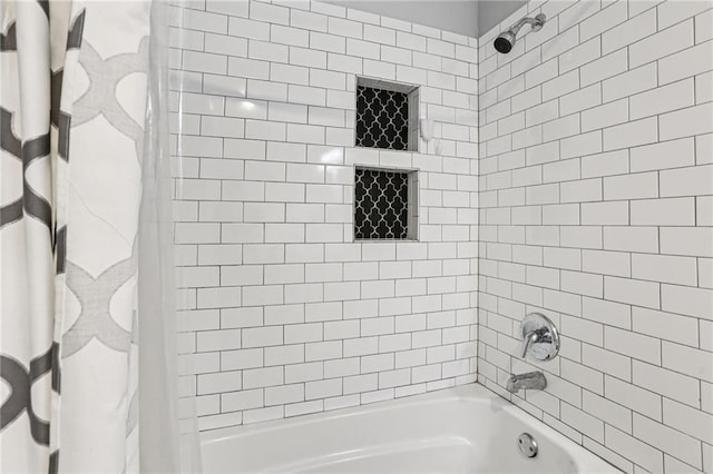 208 Hembree Park Ter, Roswell, GA 30076 - bathroom featuring shower / bath combination with curtain