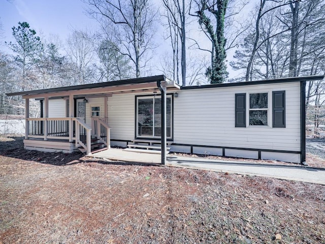 view of front of home with covered porch