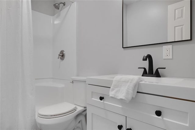 232 Barrett Springs Way, Canton, GA 30115 - full bathroom featuring vanity, toilet, and a shower with curtain