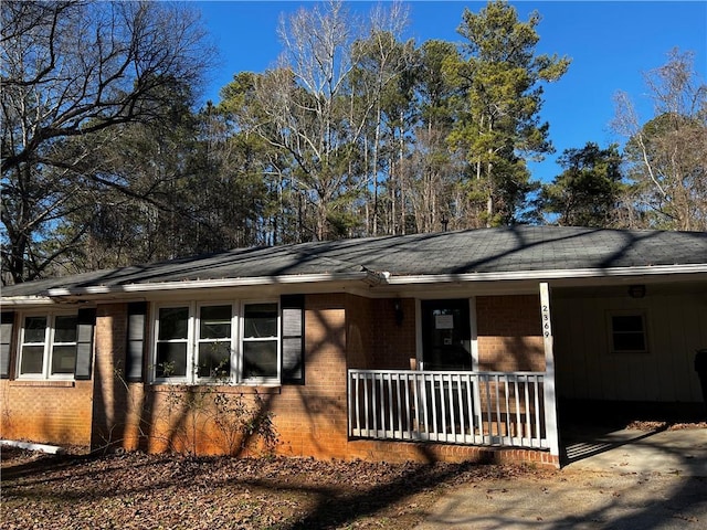 view of front of property