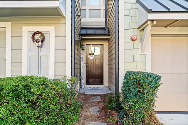 view of property entrance