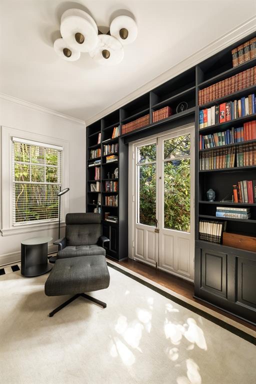 31 Lafayette Dr NE, Atlanta, GA 30309 - living area featuring crown molding
