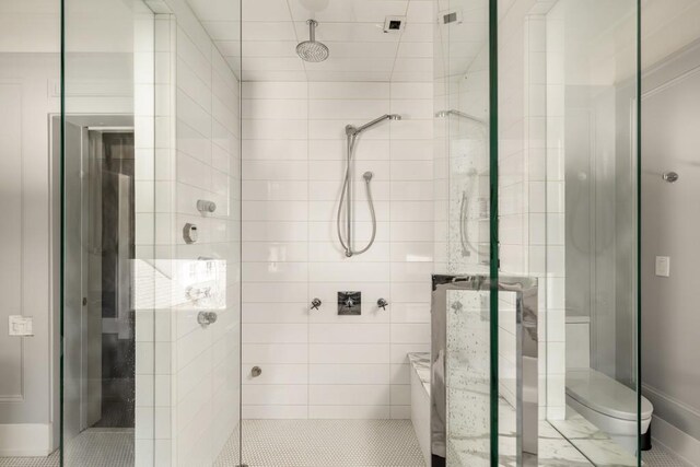 31 Lafayette Dr NE, Atlanta, GA 30309 - full bathroom with toilet and a stall shower