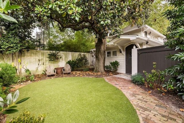 31 Lafayette Dr NE, Atlanta, GA 30309 - view of yard