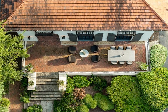 31 Lafayette Dr NE, Atlanta, GA 30309 - aerial view of property and surrounding area
