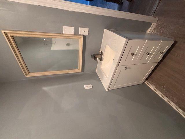339 Main St, Griffin, GA 30223 - interior space with concrete flooring