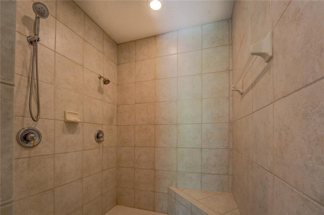 172 Lakeview Dr, Newborn, GA 30056 - full bathroom with tiled shower