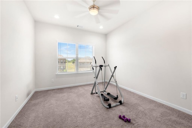 exercise room featuring carpet flooring, ceiling fan, recessed lighting, baseboards, and visible vents