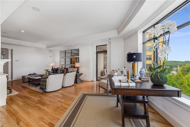 interior space featuring crown molding, recessed lighting, light wood finished floors, and baseboards