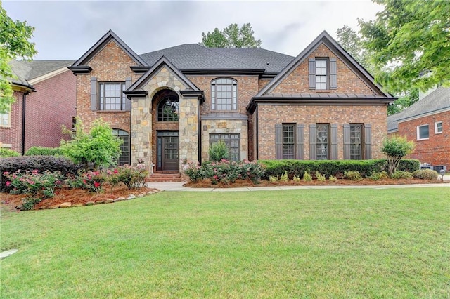 view of front of house with a front yard