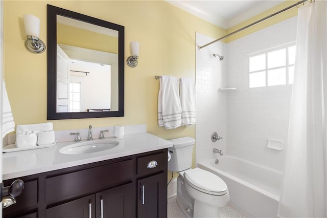 full bathroom featuring shower / bath combination with curtain, vanity, and toilet