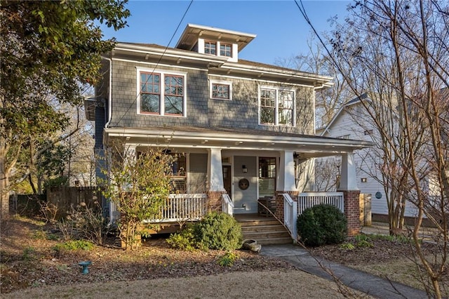 view of front of home with covered porch