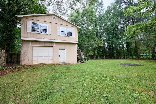 382 Plantation Blvd, Lawrenceville, GA 30046 - view of yard featuring stairs