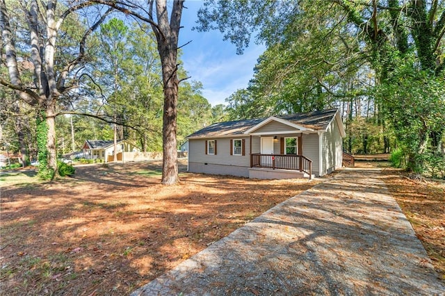 view of front of house featuring a porch