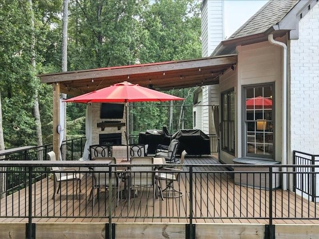 1630 Reindeer Rdg, Alpharetta, GA 30005 - view of patio / terrace with outdoor dining area and a deck