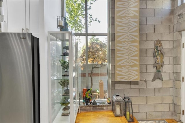 detailed view of freestanding refrigerator