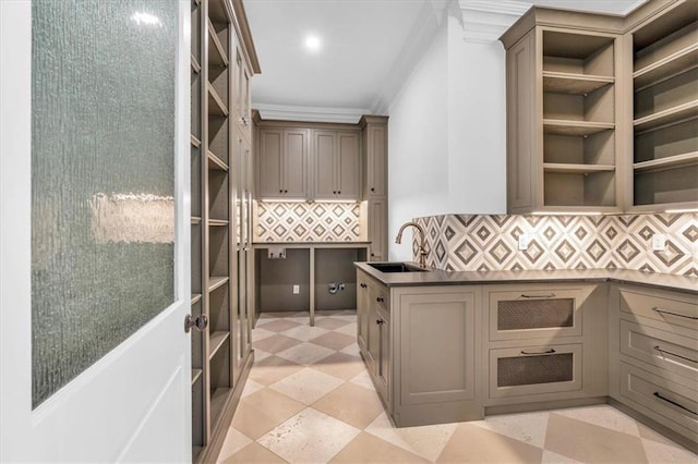 kitchen featuring a sink, open shelves, tasteful backsplash, light floors, and dark countertops